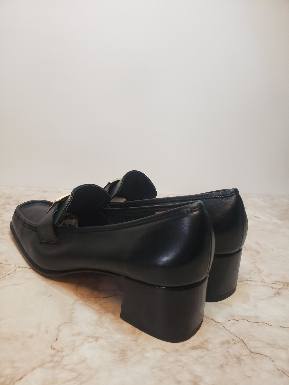 Salvatore Ferragamo Black Leather Women's Heeled Loafers with Gold Buckle 38 - Picture 4 of 6